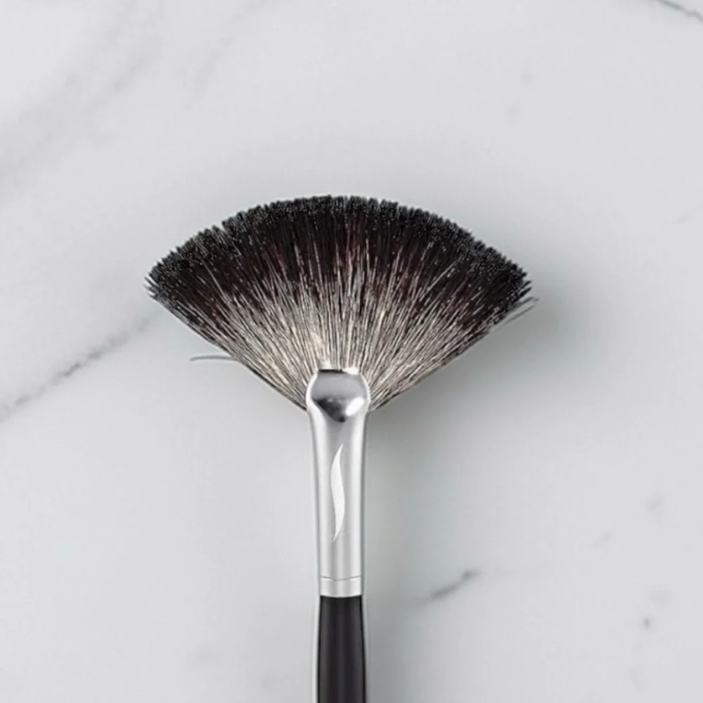 SEPHORA COLLECTION‎ Pro Fan Brush #65  NEW